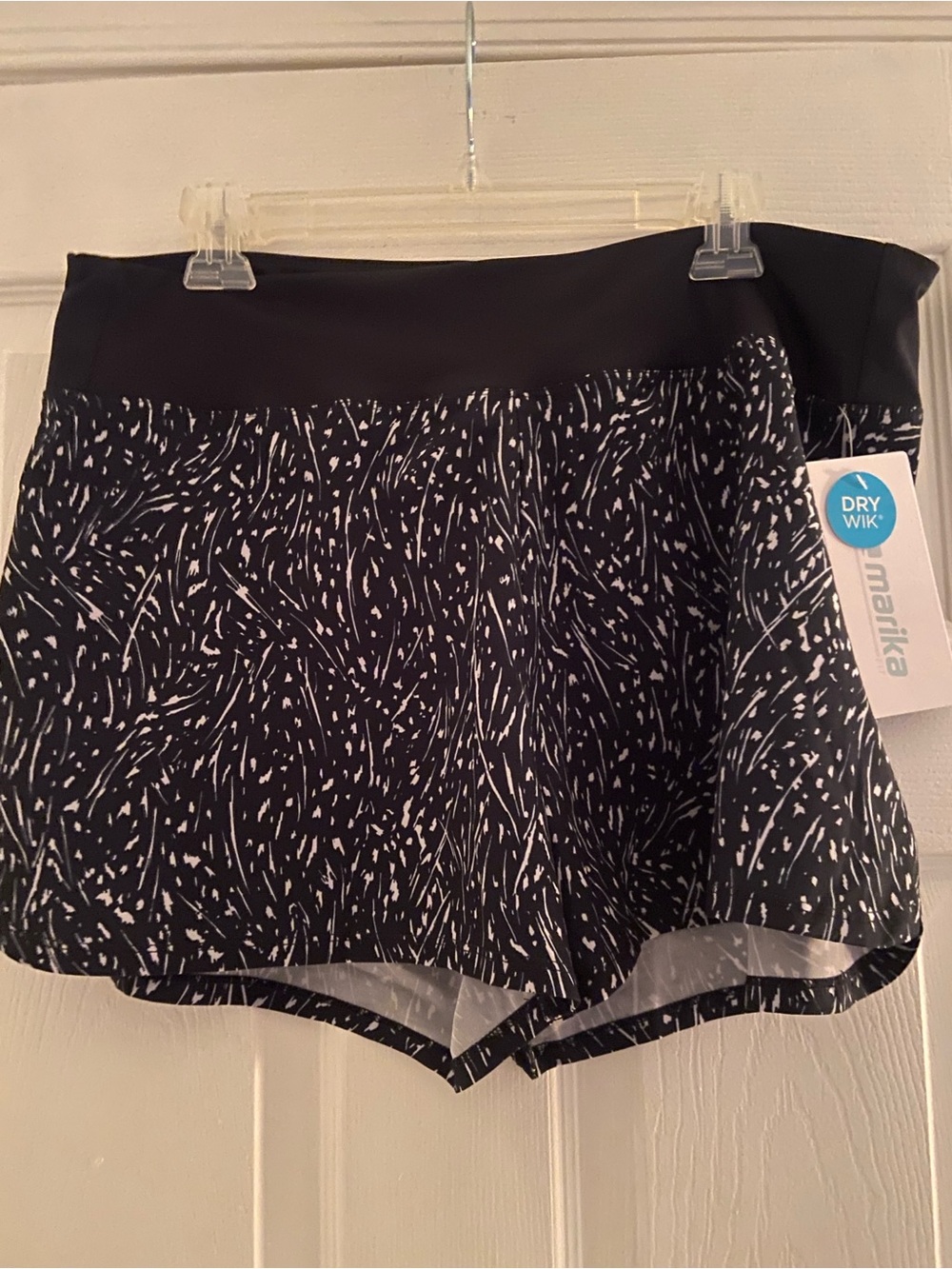 Marika Black & White Printed Athletic Skort